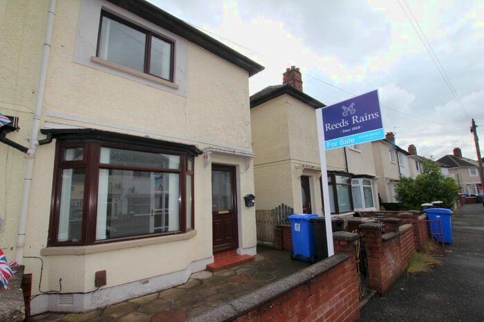 2 Bedroom Semi-Detached House For Sale In Glencairn Crescent, Belfast, BT13