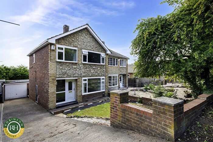 3 Bedroom Semi-Detached House For Sale In Cusworth Lane, Doncaster, DN5