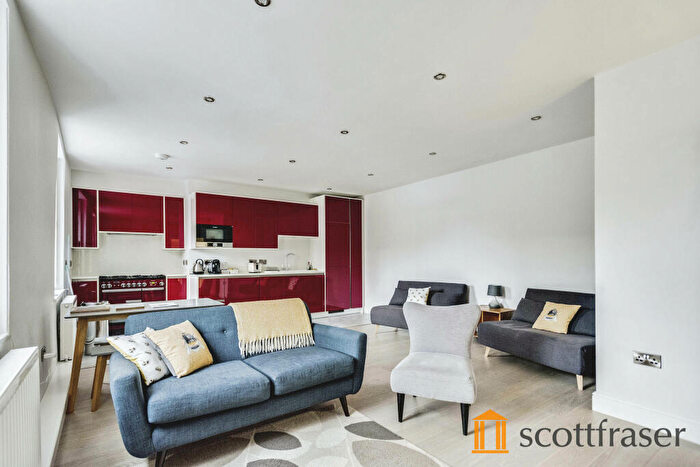 1 Bedroom Maisonette To Rent In Corn Street, Witney, OX28