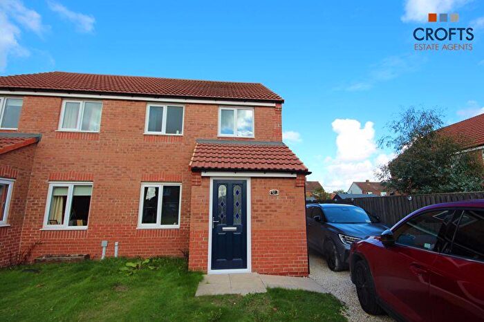 3 Bedroom Semi-Detached House For Sale In Jersey Place, Immingham, DN40