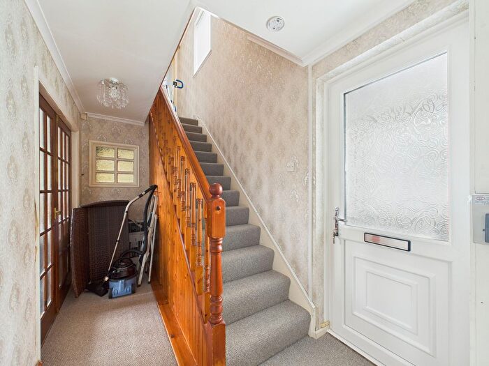 4 Bedroom Terraced House For Sale In Thurlstone Close, Hull, HU7