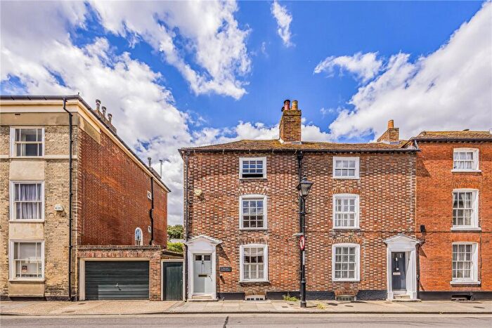5 Bedroom End Of Terrace House For Sale In St. Johns Street, Chichester, West Sussex, PO19