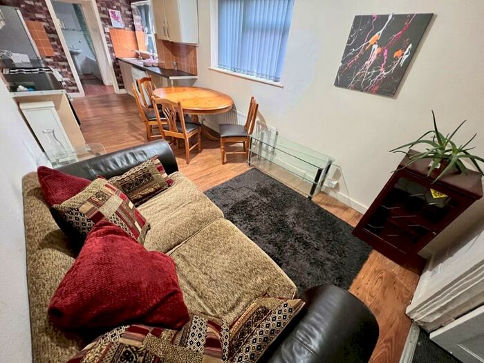 4 Bedroom Terraced House To Rent In Havelock Terrace, Sunderland, SR2