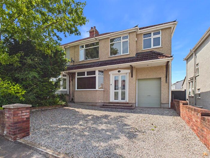 4 Bedroom Semi-Detached House For Sale In Memorial Road, Hanham, Bristol, BS15