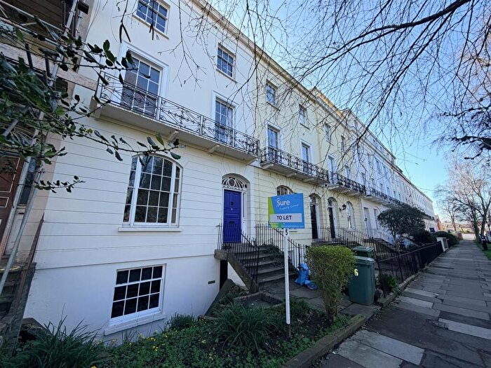 1 Bedroom Flat To Rent In Clarence Square Cheltenham, GL50