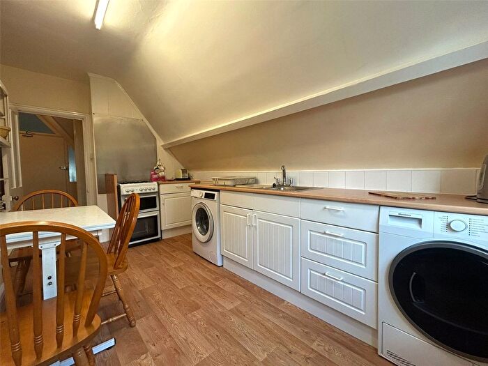 1 Bedroom Flat To Rent In Upper Gordon Road, Camberley, Surrey, GU15