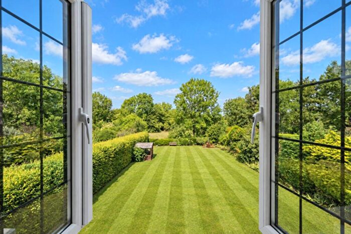 4 Bedroom Detached House For Sale In Jefferies Road, West Horsley, KT24