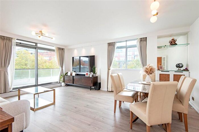 3 Bedroom Apartment To Rent In Century Court, Grove End Road, St John's Wood, London, NW8