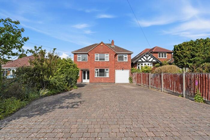 4 Bedroom Detached House For Sale In Lenton Avenue, Tollerton, Nottingham, Nottinghamshire, NG12