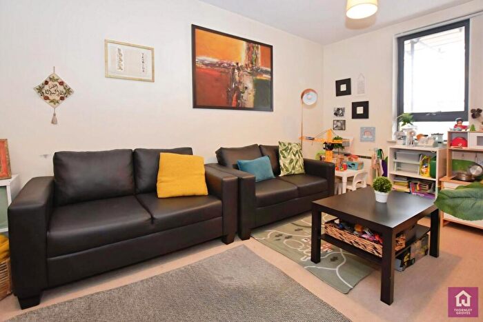 2 Bedroom Flat To Rent In City Gate, Blantyre Street, Castlefield, Manchester, M15