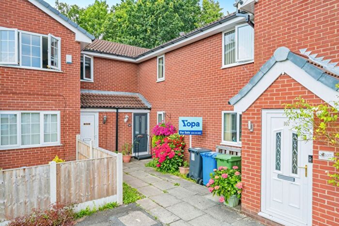 2 Bedroom Terraced House For Sale In Dove Close, Birchwood, Warrington, WA3