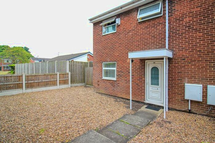 2 Bedroom End Of Terrace House To Rent In Hallam Close, Bessacarr, Doncaster, DN4
