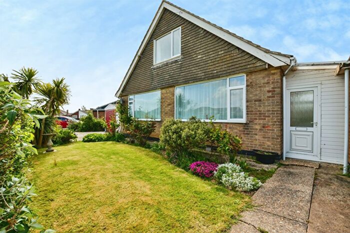 5 Bedroom Detached Bungalow For Sale In Youlgrave Avenue, Sutton-On-Sea, Mablethorpe, LN12