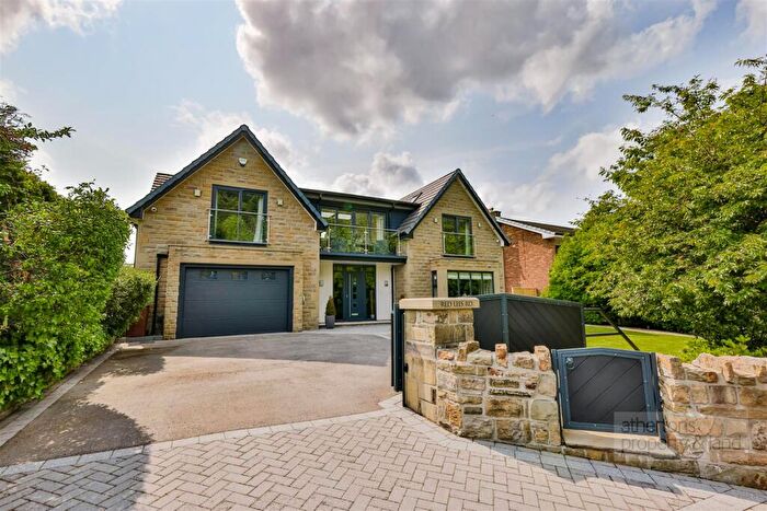 5 Bedroom Detached House For Sale In Red Lees Road, Cliviger, Burnley, BB10