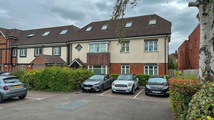 2 Bedroom Flat To Rent In London Road, Headington, Oxford, OX3