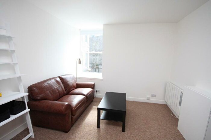 Studio To Rent In Stirling Street, City Centre, Aberdeen, AB11