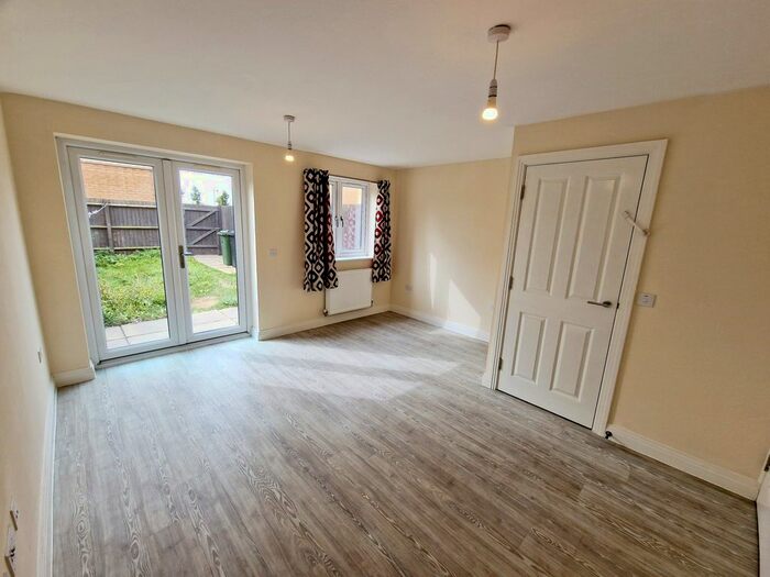 4 Bedroom Property To Rent In Jones Hill, Hampton Vale, Peterborough, PE7