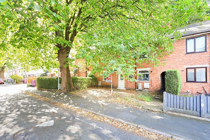 3 Bedroom Terraced House For Sale In West Avenue, Wednesfield, Wolverhampton, WV11