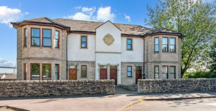 2 Bedroom Flat For Sale In Delaney Court, Alloa, FK10