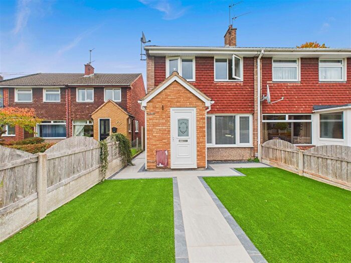3 Bedroom Terraced House For Sale In Johnson Close, Rugeley, WS15