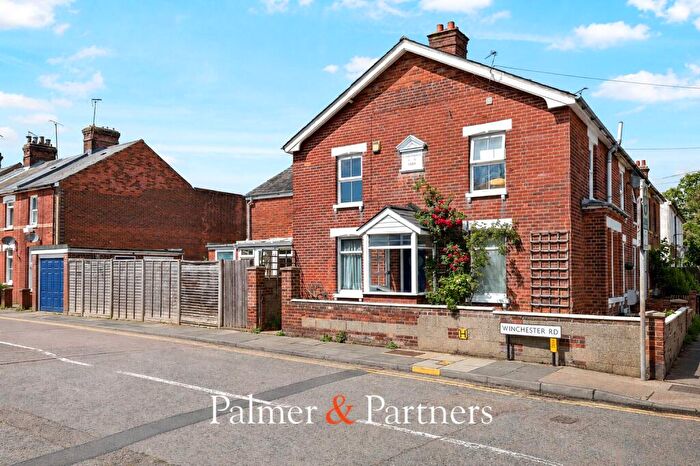3 Bedroom Terraced House For Sale In Winchester Road, New Town, Colchester, Essex, CO2
