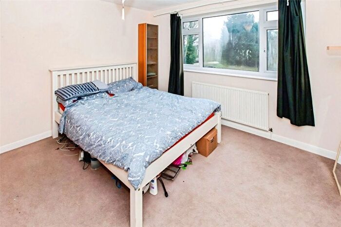 2 Bedroom Flat To Rent In Budebury Road, Staines-Upon-Thames, Surrey, TW18