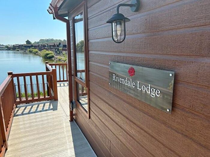 2 Bedroom Park Home For Sale In Willowgrove Leisure Park, FY6