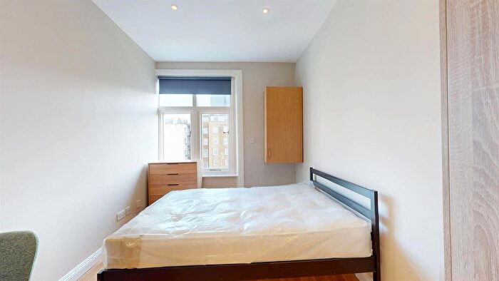 Studio To Rent In Courtfield Gardens, London, SW5