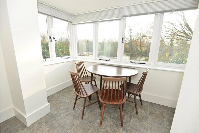 3 Bedroom Terraced House For Sale In Salisbury Street, Fordingbridge, Hampshire, SP6