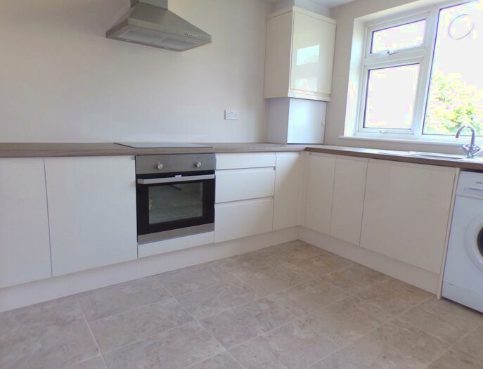 2 Bedroom Apartment To Rent In Milcote Road, Central Solihull, B91