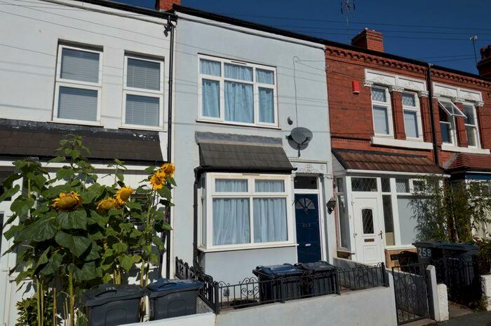 3 Bedroom Detached House To Rent In Grange Road, Kings Heath, B14