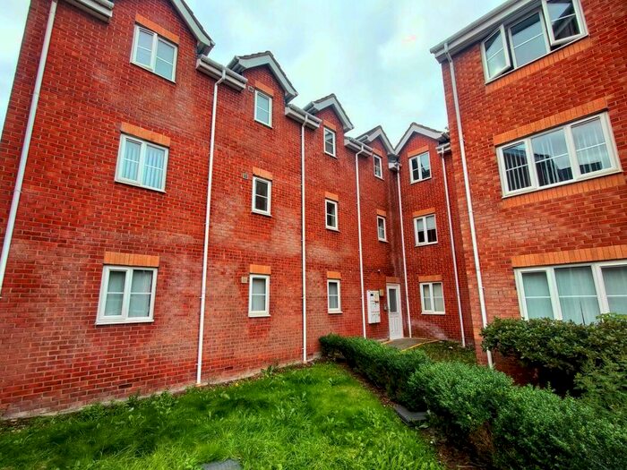 2 Bedroom Flat To Rent In Medway Court, St Helens, Merseyside, WA9