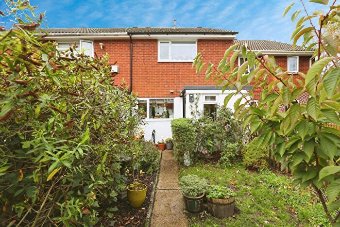3 Bedroom Terraced House For Sale In Tickleford Drive, Southampton, Hampshire, SO19