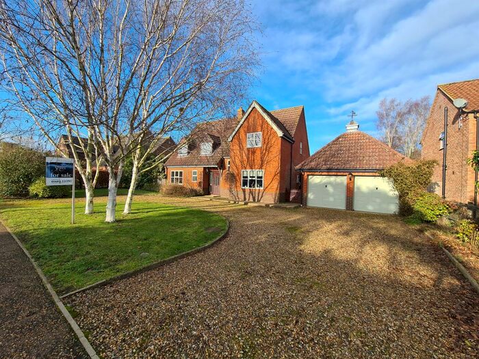 5 Bedroom Detached House For Sale In The Street, Gooderstone, King's Lynn, PE33