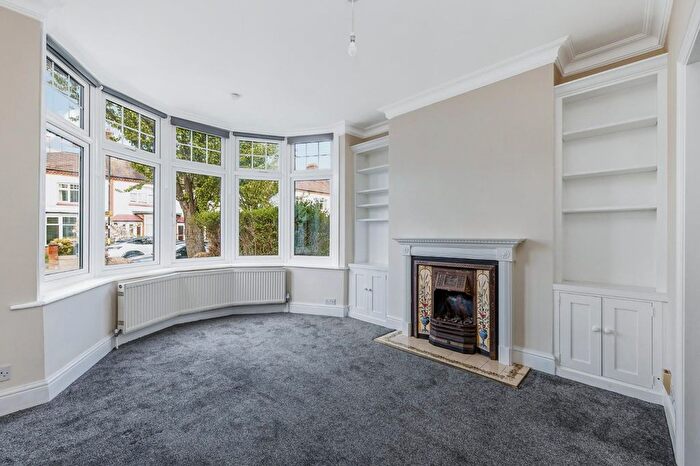 3 Bedroom Semi-Detached House To Rent In Selby Road, W5