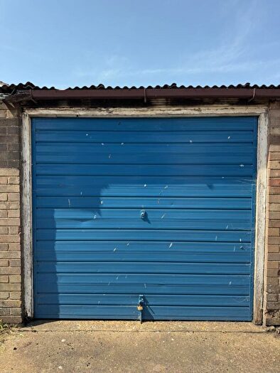 Garage / Parking For Sale In Garage At Woodmanhurst Road, Corringham, SS17