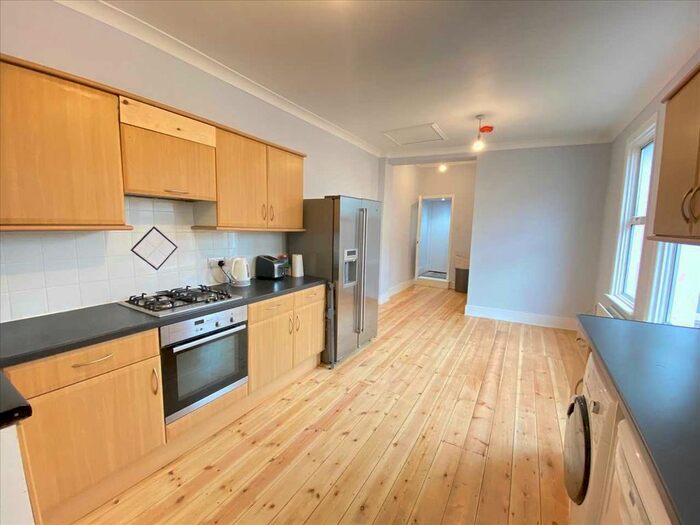 5 Bedroom End Of Terrace House To Rent In Rathgar Avenue, London, W13