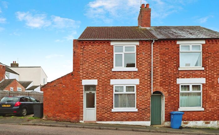 3 Bedroom End Terrace House For Sale In Ragsdale Street, Rothwell, Kettering, NN14