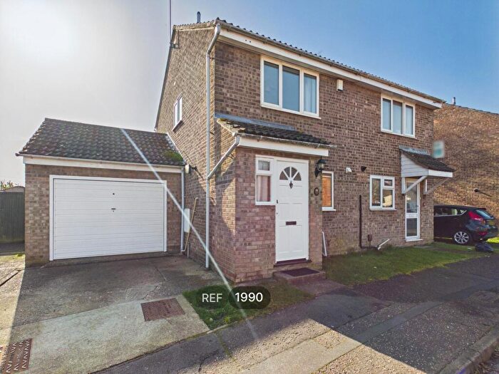 2 Bedroom Semi-Detached House To Rent In Alexandra Drive, Colchester, CO7