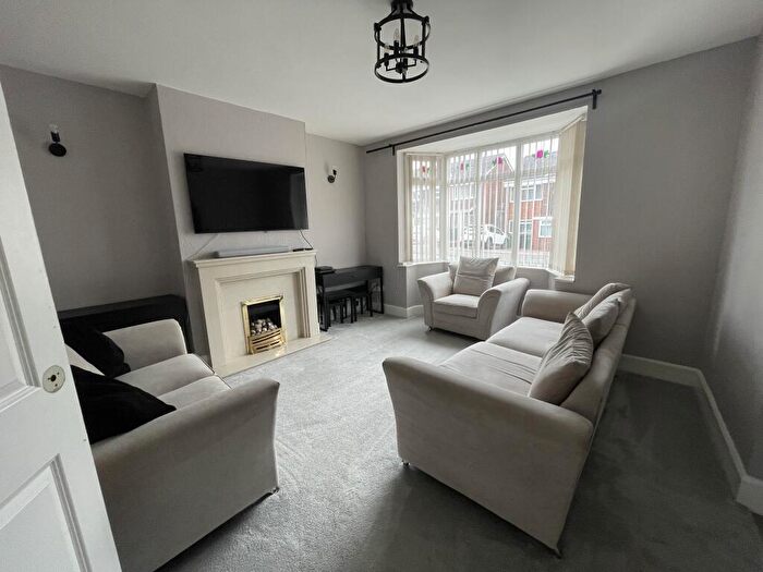 3 Bedroom Terraced House To Rent In Hawkins Street, West Bromwich, B70