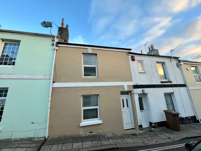 1 Bedroom House To Rent In Providence Street, Plymouth, PL4
