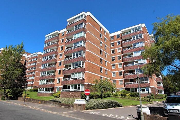 2 Bedroom Apartment For Sale In Greenacres, Preston Park Avenue, BN1