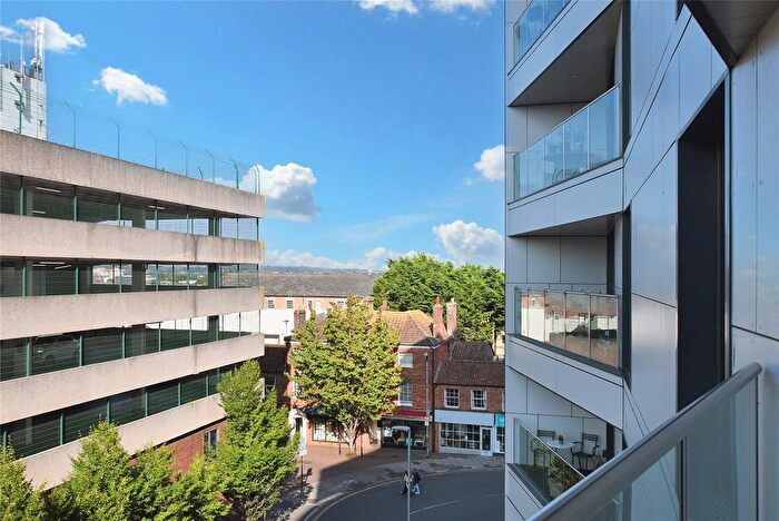 1 Bedroom Flat For Sale In Paul Street, Taunton, Somerset, TA1
