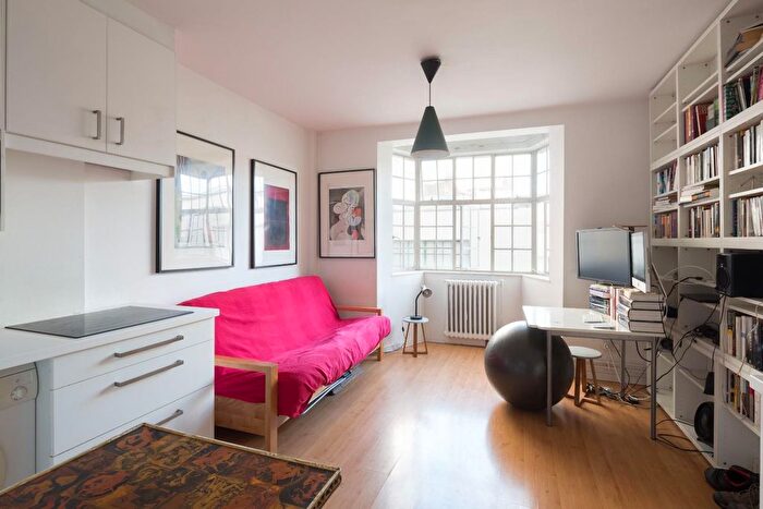 Property To Rent In Woburn Place, Russell Square, WC1H