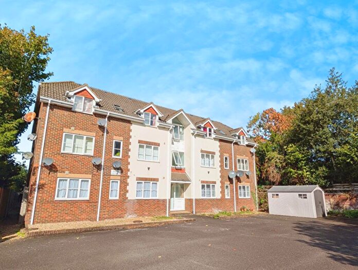 1 Bedroom Flat To Rent In Millbrook Road East, Southampton, SO15