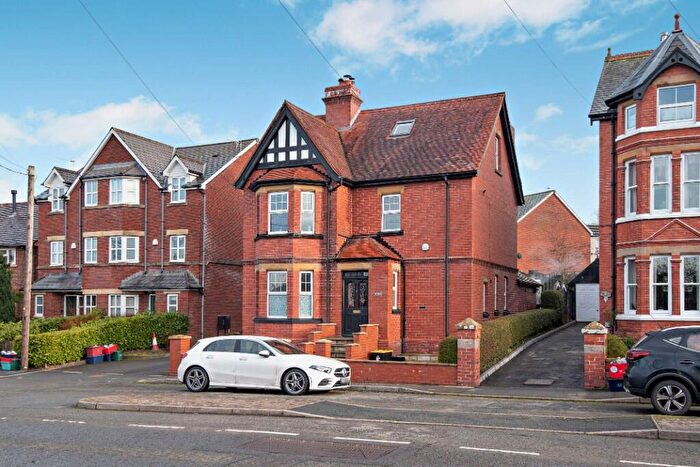 4 Bedroom Detached House For Sale In Tremont Road, Llandrindod Wells, Powys, Mid Wales, LD1