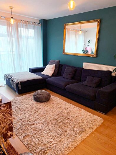 2 Bedroom Flat For Sale In Norwood Road, London, SE27