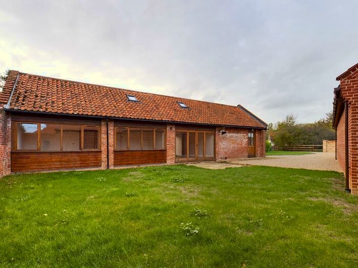 3 Bedroom Barn Conversion For Sale In Pulham Road, Rushall, Diss, IP21