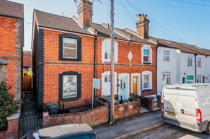 4 Bedroom End Of Terrace House To Rent In George Road, Guildford, GU1