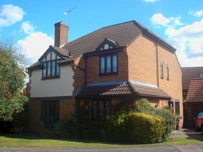 4 Bedroom Detached House To Rent In Watercress Close Stevenage, SG2